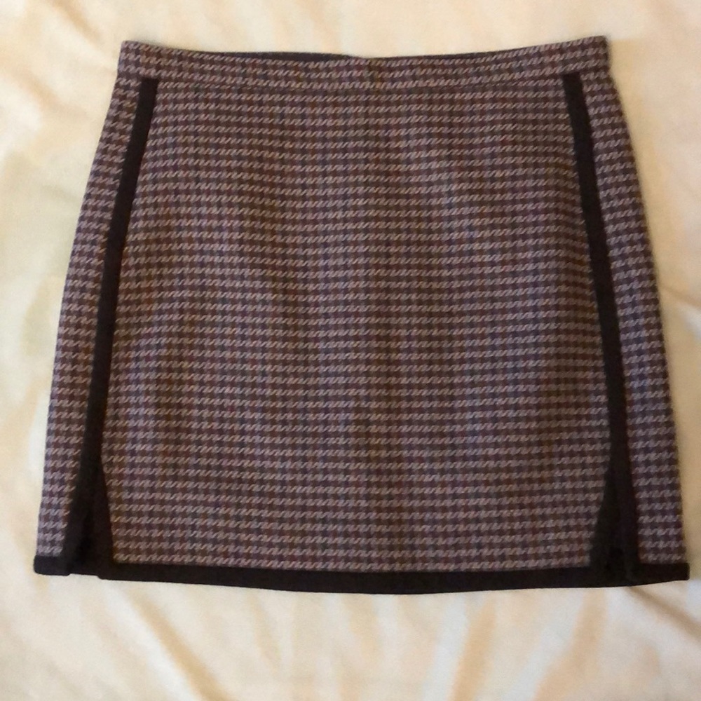 JCrew like new wool mini skirt, size 6